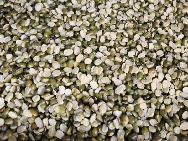 Moong Dal (Chilka) - 1kg