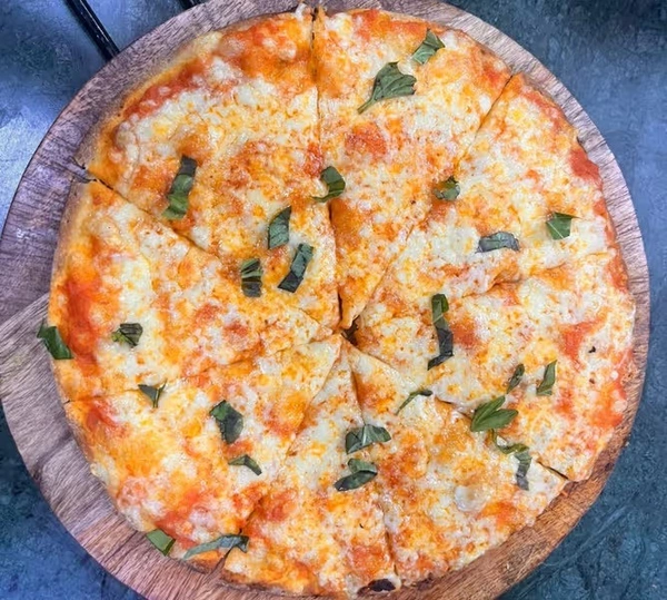 Margartia Pizza - Large, Extra Cheese Topping 60