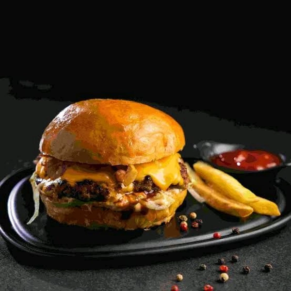 Baba Cafe & Vaishno Dhaba Cheese Paneer Burger {Baba Cafe} - Non Grill Burger