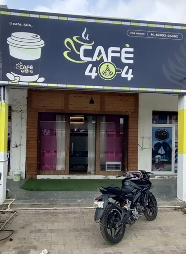 Cafe 404 10.00Am-10.00Pm