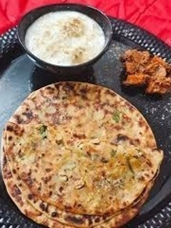 Aalo Pyaj Prantha   {Shiv Vaishno Dabba} - With Curd