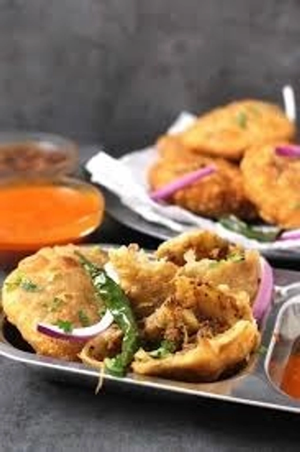Pyaj Kachori