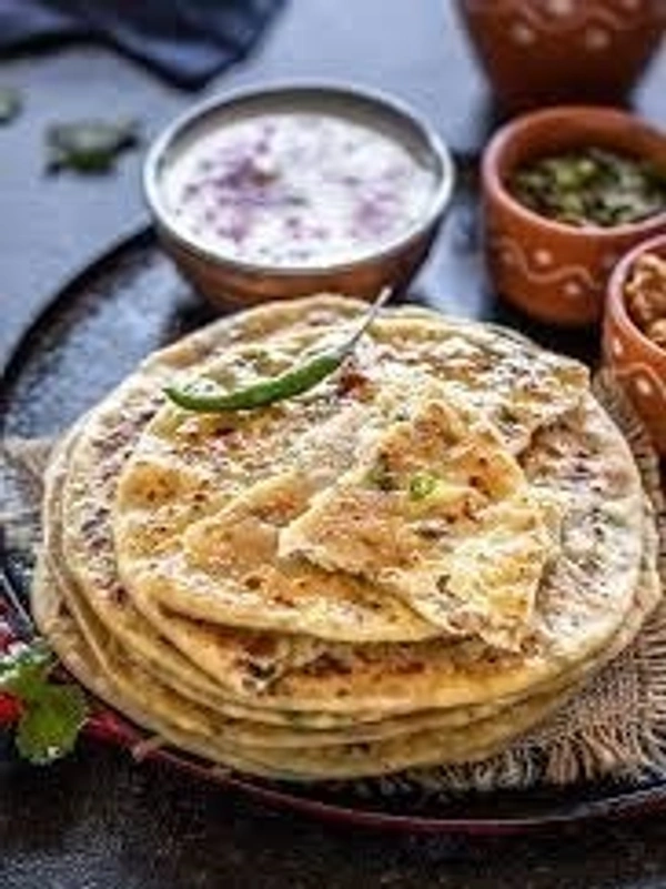 Paneer Prantha Tawa  {Shiv Vaishno Dabba} - With Curd + Makhan