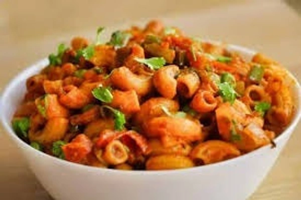 Veggie Macroni   {Fussion Food}