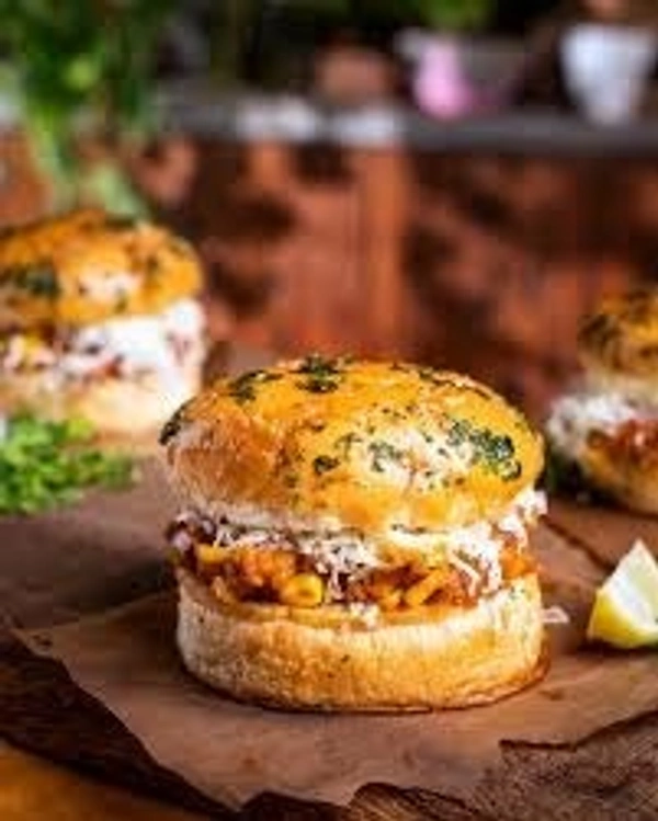 Tandoori Corn Burger {Cheese Cafe}