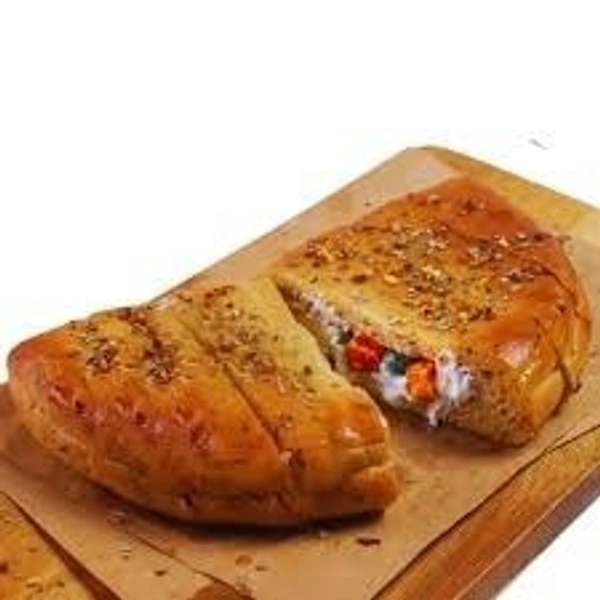 Paneer Tikka Stuffed Garlic