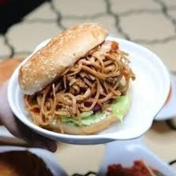 Chowmein Burger {Galaxy Cake Hub}