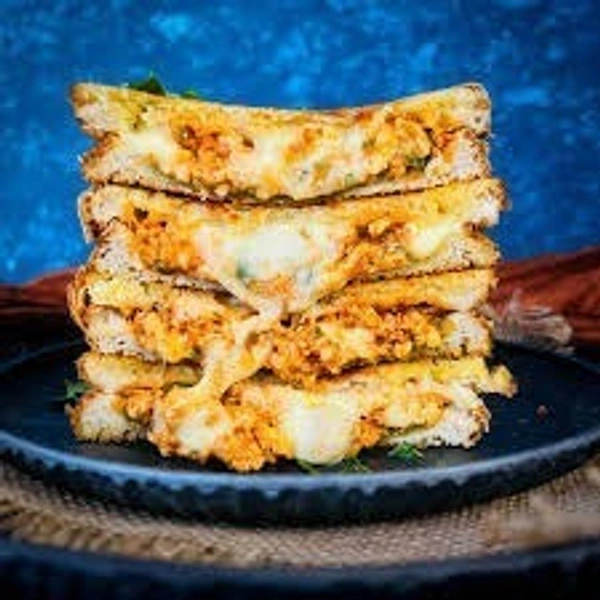 Cheese Paneer Makhni Sandwich
