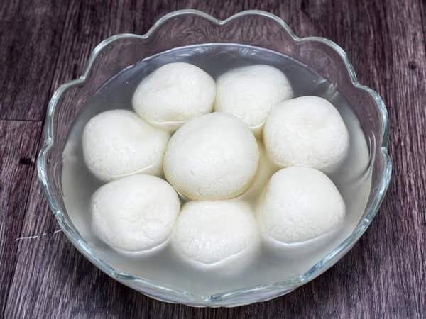 Sponge Rasgulla - 2 Piece