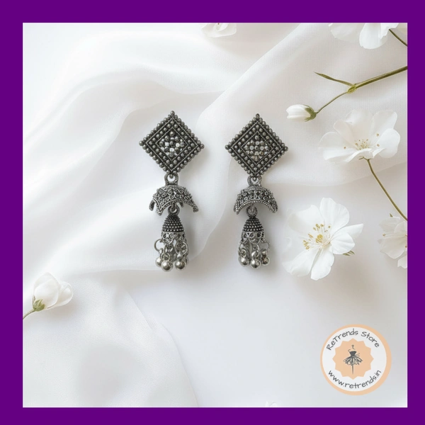 ReTrends Silver Oxidized Square Earring - Oxidized Silver