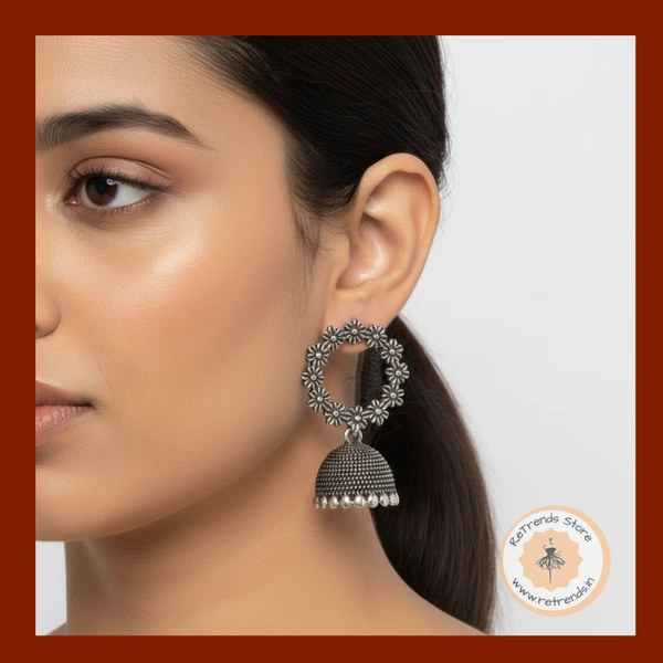 ReTrends Flower Design Ring