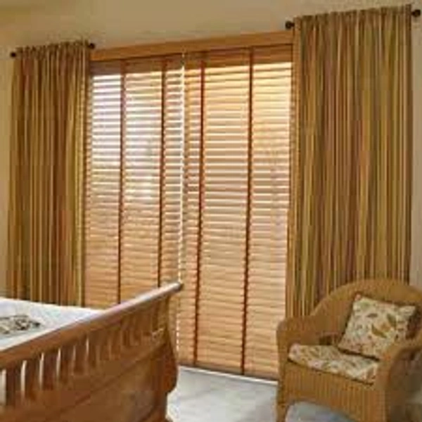 Vfm Decor Wooden Venetian Blinds In Ahmedabad