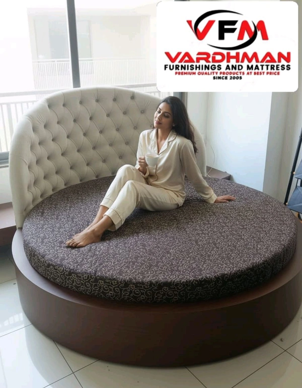 Vfm Decor Shop King Size Round Mattress Online In Ahmedabad gujarat India Buy At Best Prices At Vardhman Furnishings And Mattress - Upto 50% Off - 72 Inch Daimeter