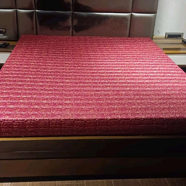 Vfm Decor Orthopaedic mattress 4 Inch With 10 Years Warranty At Wholesale Rate In Ahmedabad Gujarat India - 72 x 66 x 4