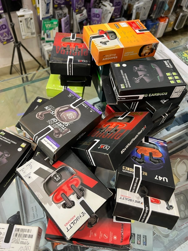 Stock Clearance Sale Buds 100rs Only