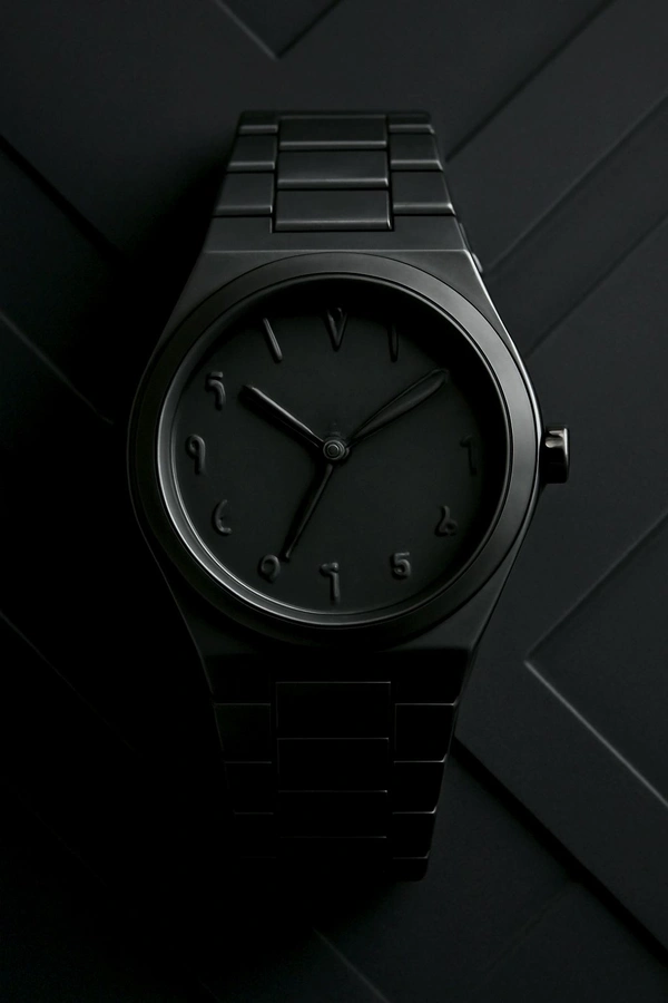 ARABIC AURA WATCH - Black, Free