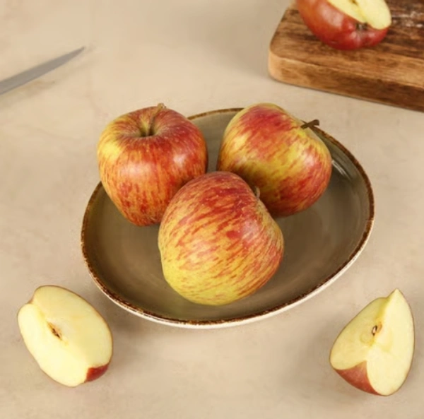 apple's Shimla Apple - 4 pieces (500-550 g)