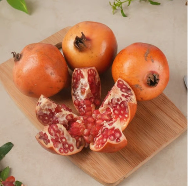 Pomegranate - Small - 4 pieces (500-600 g)