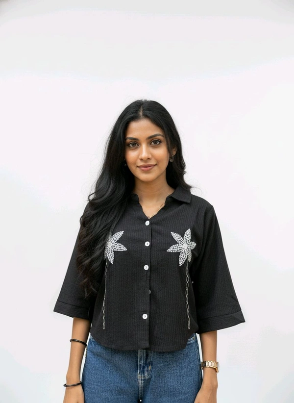 G K Floral Embroidary Crop Top Black - L