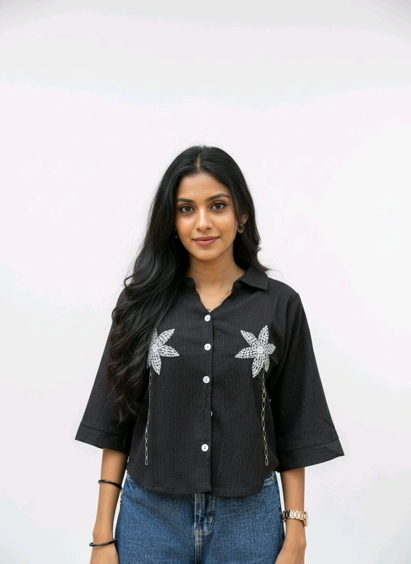 G K Floral Embroidary Crop Top Black - L