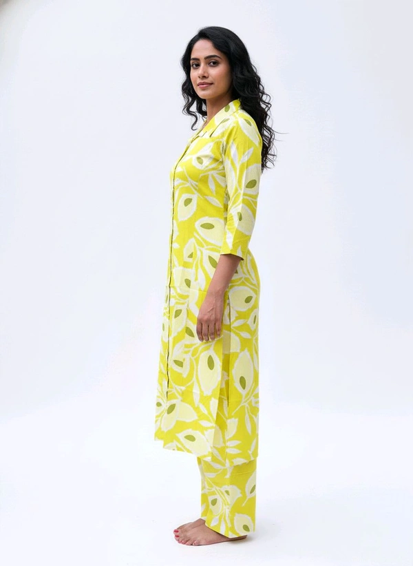Thrinaiga The Lemon Bloom Palazzo Set - Yellow And White, L
