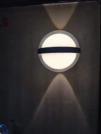 2 Way X 1Watts+10Watts Outdoor Light Volvo 218