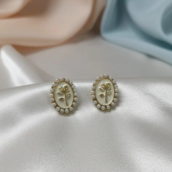 Golden Rosette Earrings