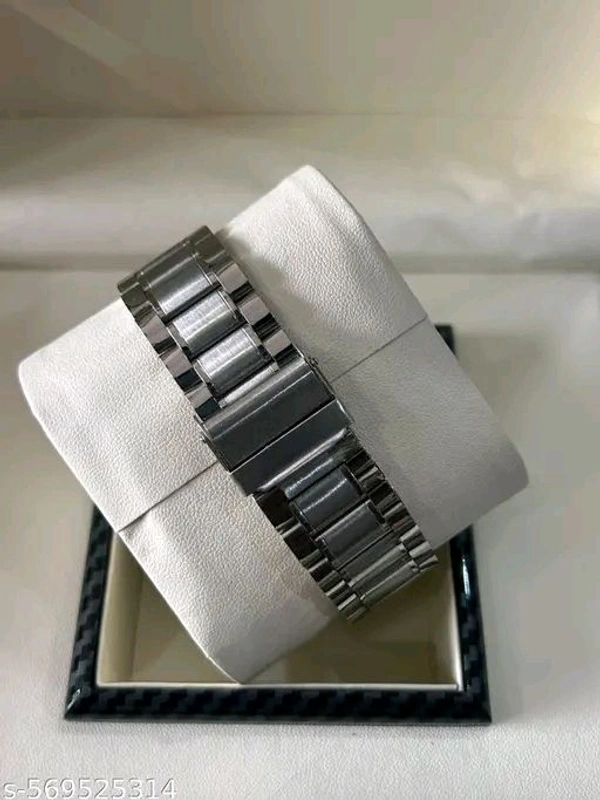 Look Primium With Lowest Price 