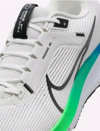 AIR ZOOM PEGASUS 40 Running S hoes For Men - 9