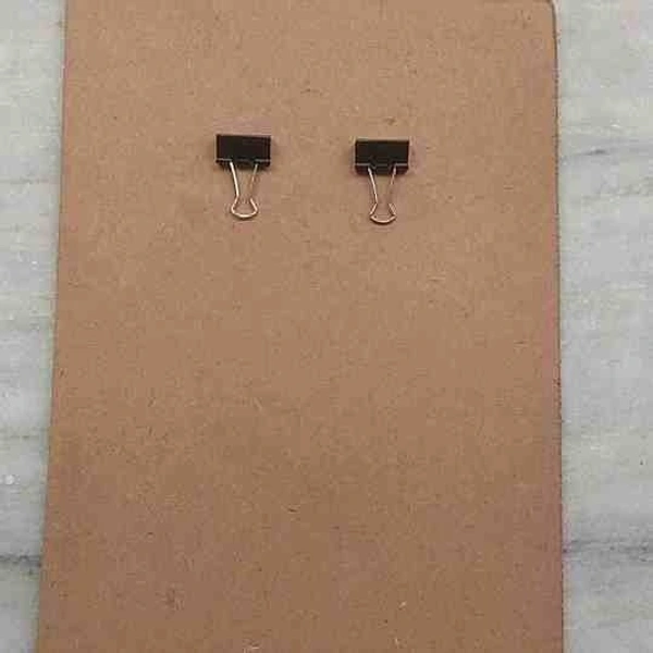 Drawing Board & 2 Peace matel Clips. ( No Sales Bwlow Minimum 3 Board )
