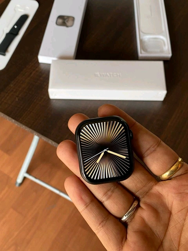 Apple APPLE Smart Watch – Dual Strap Edition