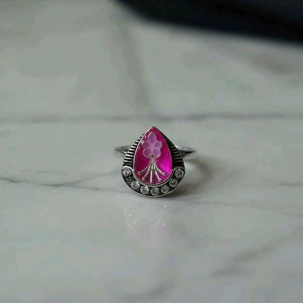 SILVER OVAL SHAPED BICHHIYA  - Silver, Free Size