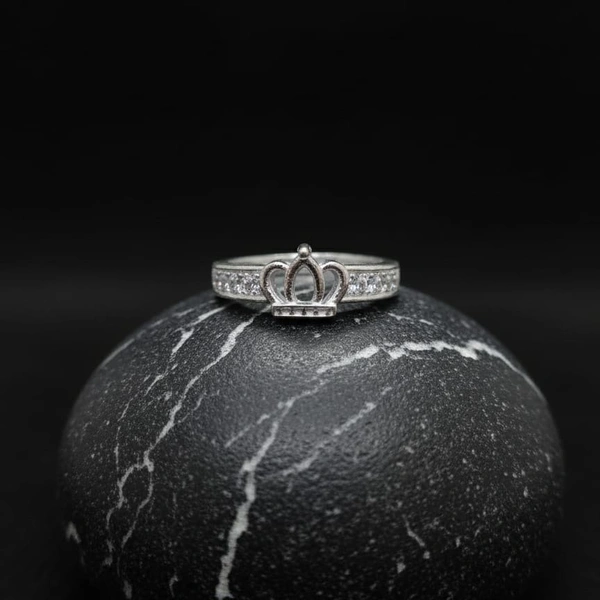 ROYAL QUEEN RING - -, Silver