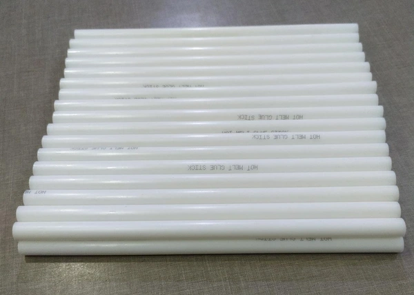 GLUE STICK 11MM 9INCH MILKY