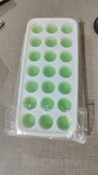 ROUND POP UP ICE TRAY