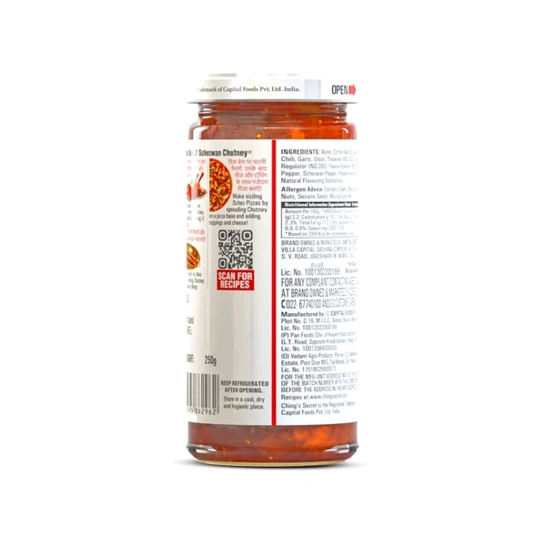 Chings Ching's Secret Schezwan Chutney, Spread - 250g