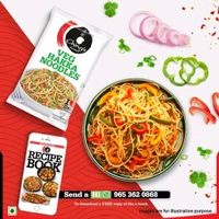 Ching's Secret Veg Hakka Instant Noodles - 560g