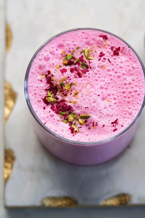 ROSE LASSI