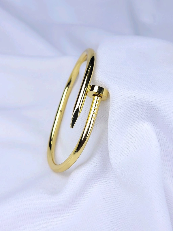 AntiTursnish Bracelet Nail Design 1Pc