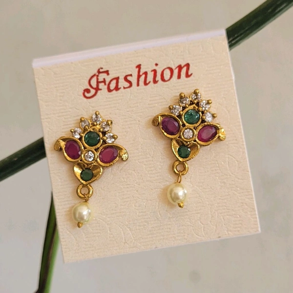 Beautiful Earring With Single Peral Drop