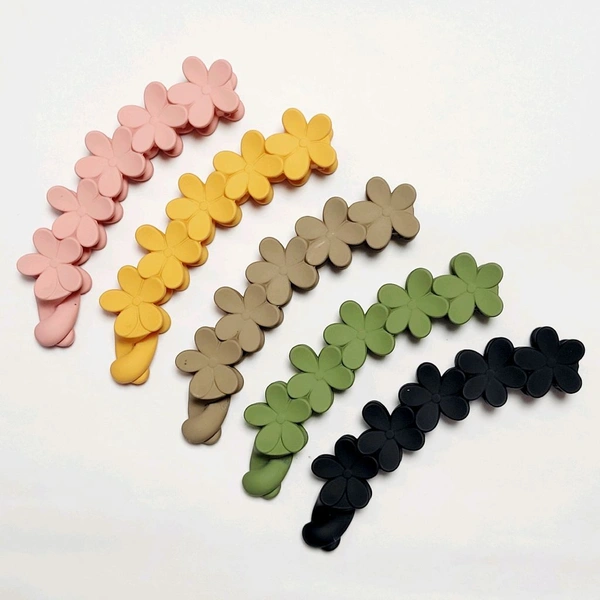 Matte Banana Clip Flower Design 1Pc