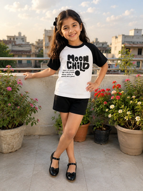 FASHIONIFYY TSHIRT - white and black (pack of 2) - 4yr