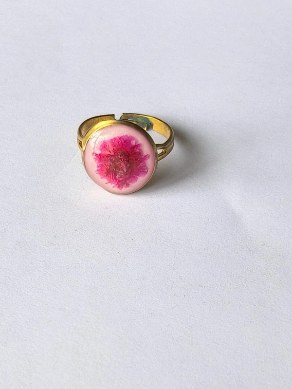 Flower preserve ring 810 - White