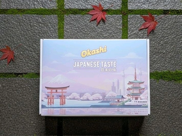 Okashi Signature" Japanese Taste"BOX Exclusive With Okashi.