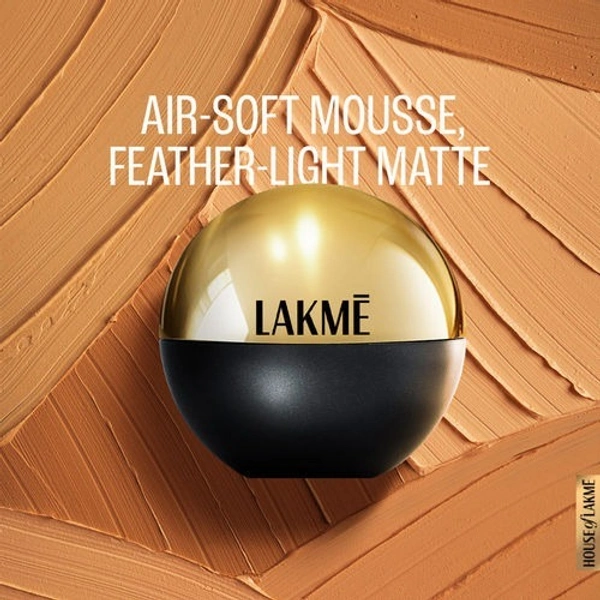 Lakme Xtraordin-Airy Mattereal Mousse Foundation ,01 Classic Ivory (25g)