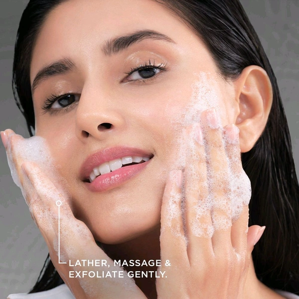 Ponds Bright Miracle Pure Detox Anti-Pollution Clear Face Wash (150g)