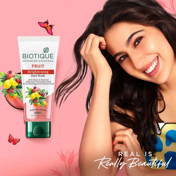 Biotique Fruit Brightening Face Wash (100 ml)