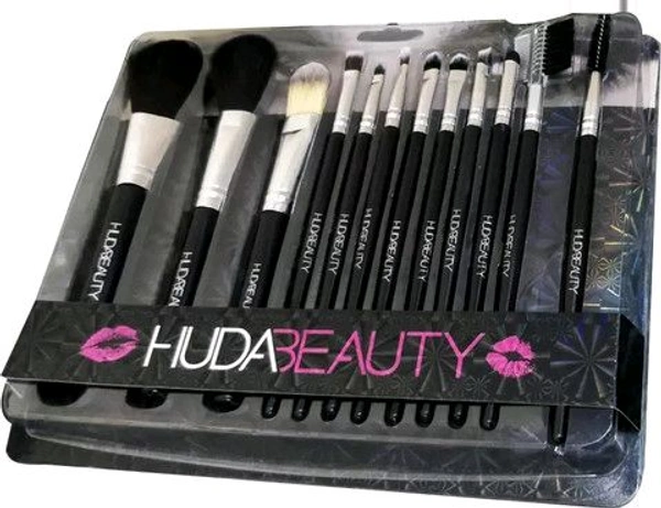 Huda Beauty 12 Pieces Bursh Set 