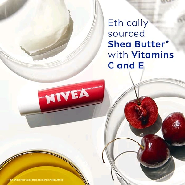 NIVEA Cherry Shine Lip Balm with Natural Oils Glossy Finish 4.8g,