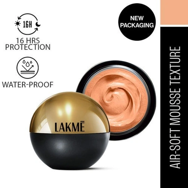 Lakme Xtraordin-Airy Mattereal Mousse Foundation, 05 Beige Honey (25g)